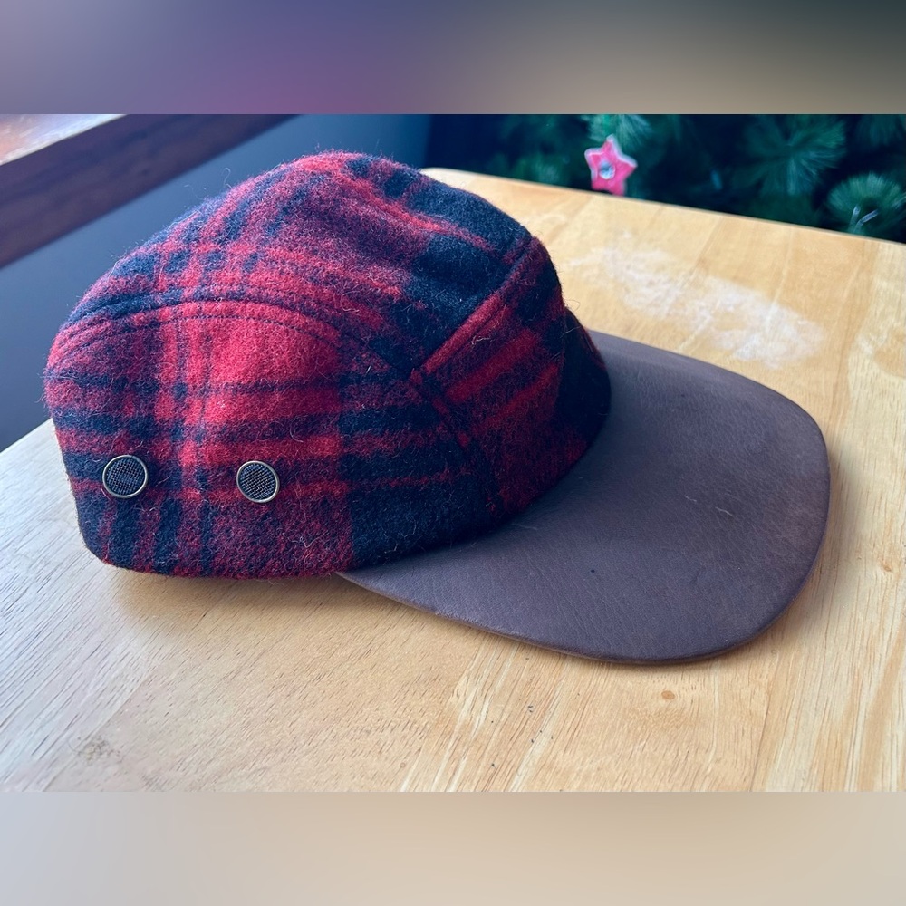 Vintage Polo by Ralph Lauren Red and black Buffalo Plaid wool Hat Brown leather
